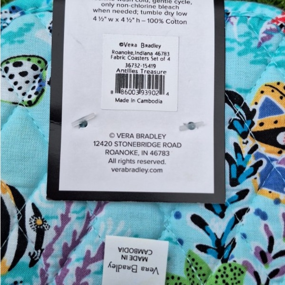 Vera Bradley Antilles Treasure Lighten Up Deluxe Organizer, wallet and costars. - Picture 4 of 7